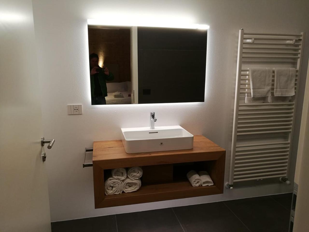 Zum Hirschen Margreid Hotel 3*